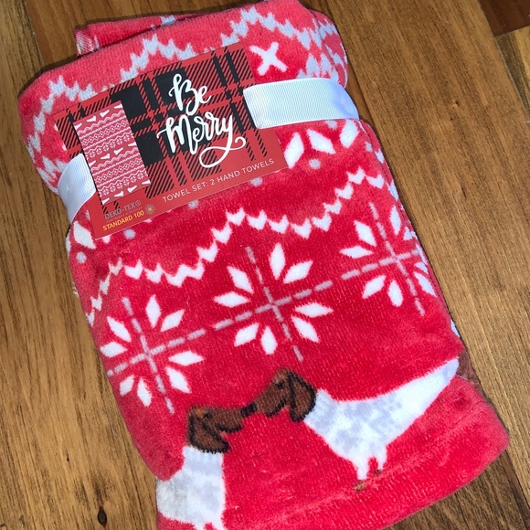 Dachshund in Sweater Velour Hand Towel Set NWT - Picture 1 of 2